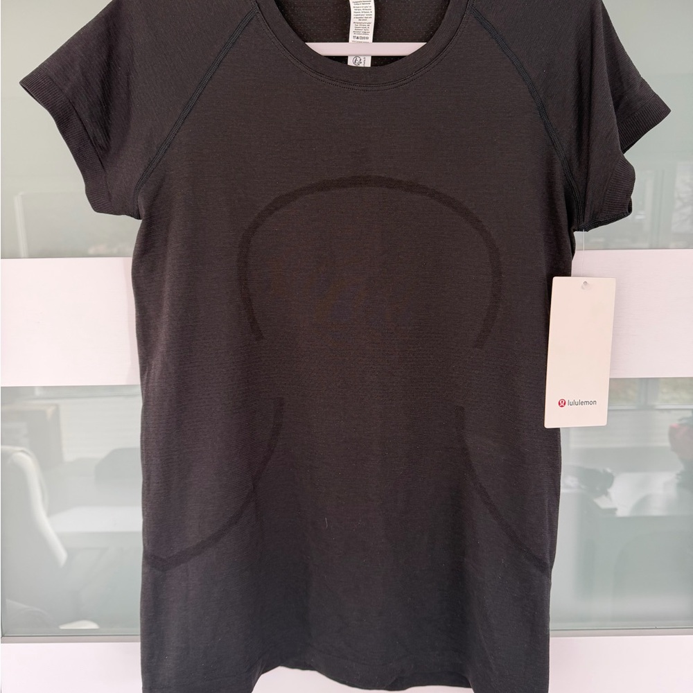 lululemon black Swiftly tech Short Sleeve